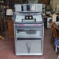Vintage Rock-Ola jukebox  - 10