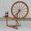 Antique spinning wheel - 3