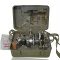 Ancien théodolite militaire avec trépied et coffret, militaria - 12