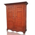 Armoire antique décorée de 12 caissons, clous forgés, base restaurée dans le passé - 1