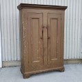 Armoire antique en pin, couleur d'origine et clous carrés  - 9