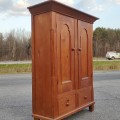 Armoire antique de style gothique, clous forgés  - 8