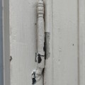 Armoire esprit Louis XIII, 18e siècle, base chantournée, 2 caissons remplacés  - 6