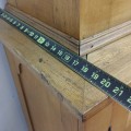 Armoire garde-manger antique en frêne, base chantournée  - 5
