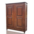 Armoire Québécoise, esprit Louis XIII, pentures dites vase à perle, 18e siècle - 1