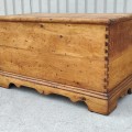 Antique pine dove tail blanket box - 7