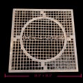 Belle grille BELANGER en fonte, bonne condition  - 1