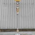 Belle lampe torchère décorée d'oiseaux en marbre  - 6