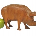 Belle sculpture art populaire en bois, cochon sculpté en bois  - 2