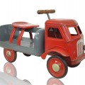 Camion à chevaucher en métal rouge et gris, jouet pour enfant  - 3