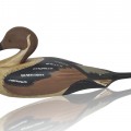 Canard décoratif sculpté en bois peint - 1