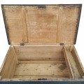 Antique pine blanket chest, original color and square nails assembly  - 3