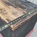 Coffre à couvertures, clous forgés et couleur d'origine  - 7