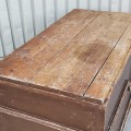 Antique V box, original color and forged nails assembly - 7