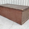 Antique blanket box, square nails and dovetails  - 6