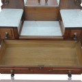 Commode antique en noyer avec plateaux de marbre  - 2