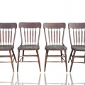Ensemble de 4 chaises à dossiers fléchés - 1