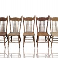 Ensemble de 4 chaises à dossiers pressés ''press-back'' - 1