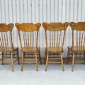 Ensemble de 4 chaises à dossiers pressés ''press-back'' - 4