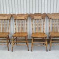 Ensemble de 4 chaises à dossiers pressés ''press-back'' - 5