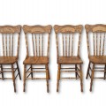 Ensemble de 4 chaises à dossiers pressés ''press-back'' - 1