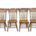 Ensemble de 4 chaises à dossiers pressés ''press-back'' - 1
