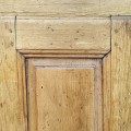 18th century Quebec 4 raised panels pine buffet, Wooden pegs assembly - 9