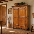 Stellar mid 18th century Louis XIII armoire, 8 raised panels, nice skirt - 2