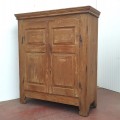 Grande armoire ayant été rétrécie en hauteur, clous forgés - 8