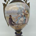 Grande urne bleue peinte à la main, scène champêtre, détails soignés, signée - 6