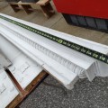 Grandes corniches en bois, cadrages de portes - 3