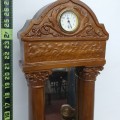 Petrucci plaster staue miror and clock - 3