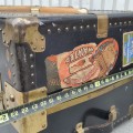 Very clean antique trunk  - 4