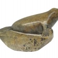 Jolie petite sculpture Inuit en pierre  - 3
