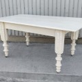 Jolie table champêtre avec pattes tournées - 6