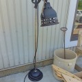 Lampe de style industriel, fini painé, design unique - 3