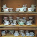 Lot de tasses de fantaisies en porcelaine, tasse à thé  - 1