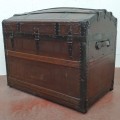 Antique restored trunk - 4