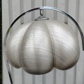 Paire de lampes mid-century-modern, abat-jour flower shaped en fibre de verre - 5