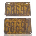 Pair of 1930 license plates  - 1