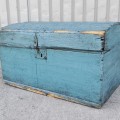 Antique dome top little chest, box  - 7
