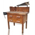 Wooden workshop bench with vise and original drawers - 1