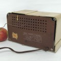 Petit radio RCA Victor en plastique  - 3