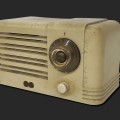 RCA Victor plastic radio  - 1