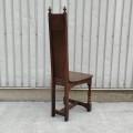 Petite chaise sculptée  - 2