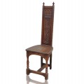 Petite chaise sculptée  - 1