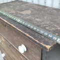 Petite commode en pin, 3 tiroirs, bureau  - 3