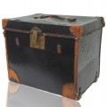 Vintage little leather trunk - 1