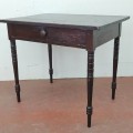 Petite table antique, pattes tournées - 6