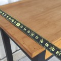 Petite table de chevet avec tiroir  - 4